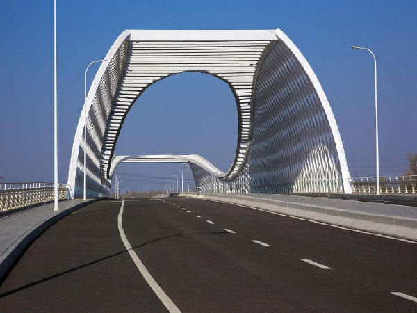 桥梁工可设计资料下载-道路桥梁设计隐患问题及完善措施