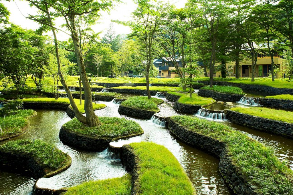 日本轻井泽虹夕诺雅酒店景观