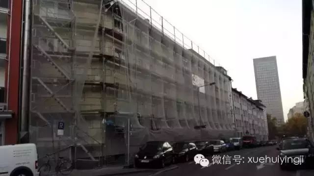 建筑工地扬尘防止标准资料下载-为什么德国的建筑工地很少出事故？