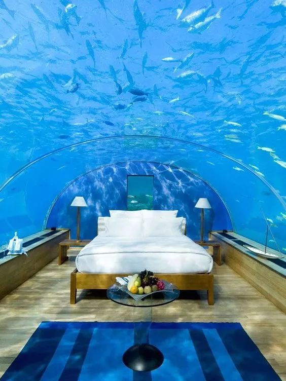 西班牙伊比沙岛度假屋资料下载-又涨了一波姿势，全球最酷的十大水下酒店！