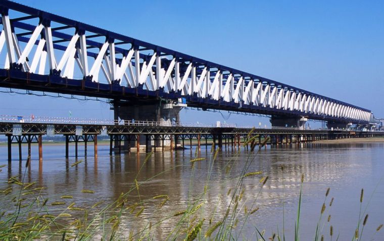 钢结构桥梁实施规划资料下载-BIM技术在钢结构桥梁中的应用研究