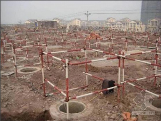 陕西住宅基础施工方案资料下载-[陕西]高层住宅楼人工挖孔桩专项施工方案（专家论证）