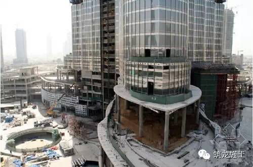 迪拜塔基础施工揭秘，沙漠中承起世界第一高楼！_18