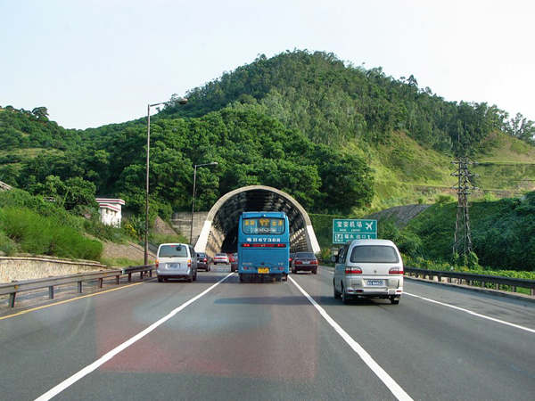 2014公路隧道设计规范资料下载-2014年一级建造师公路工程考试真题及解析