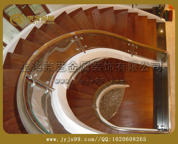 旋转钢柱楼梯资料下载-上海京艺分享：旋转楼梯的受力点在哪里？