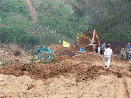 砖混结构一层平房造价实例-山坡切土