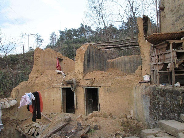 建筑地基基础规范ppT资料下载-地震区的地基基础讲义ppt版（共105页）