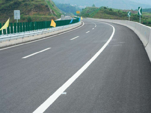 路面质量检测报告资料下载-公路工程路面施工管理，搞质量要从细节抓起