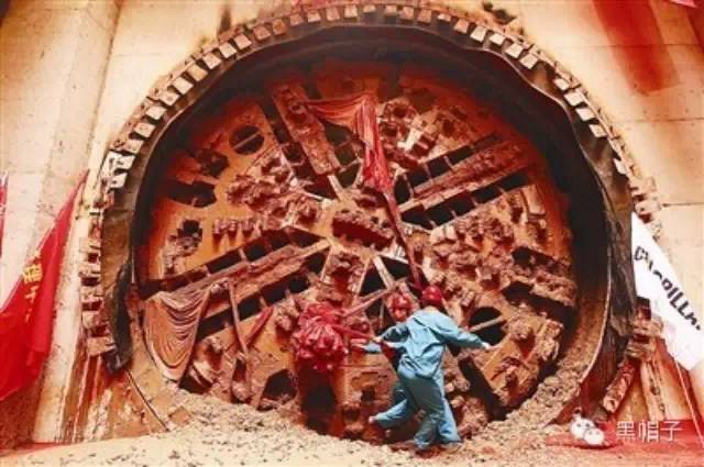 盾构不良地质资料下载-中国盾构和掘进机隧道技术现状、存在的问题及发展思路
