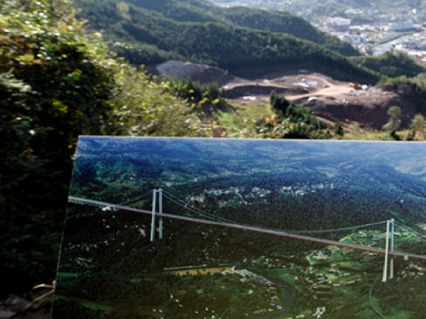 三等跨连续梁桥资料下载-贵州开建世界最长最高三跨连续钢桁梁悬索桥“大河特大桥”