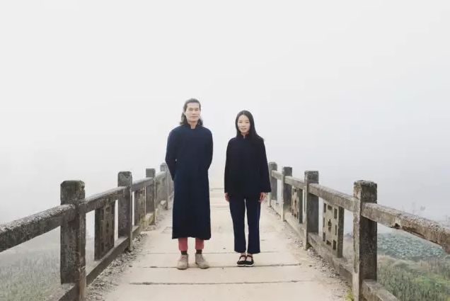 混泥土雨水篦子资料下载-隐居山林，与泥土为伴，将生活过成了童话