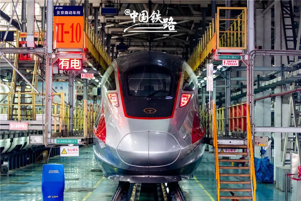 你们要的加长版"飞龙"号高铁大美图,拍回来了