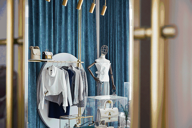 服装专卖店流线型设计资料下载-上海龙湖天琅高定工作室：艺术即媒介！