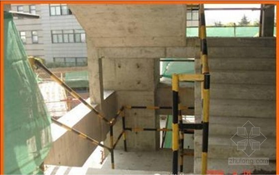 建筑工程工具化定型化标准化施工安全防护措施（图文并茂）-楼梯扶手栏杆 