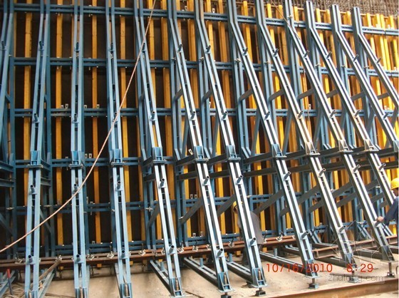 地铁侧墙模板支架图纸资料下载-车站主体结构侧墙模板及三角支架专项安全施工方案