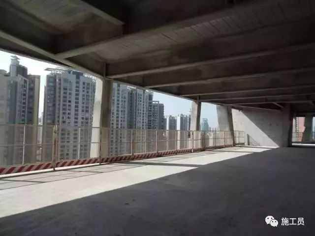 建筑工程安全标准化示范工地图片！-建筑工程安全标准化示范工地图片——高处作业_7