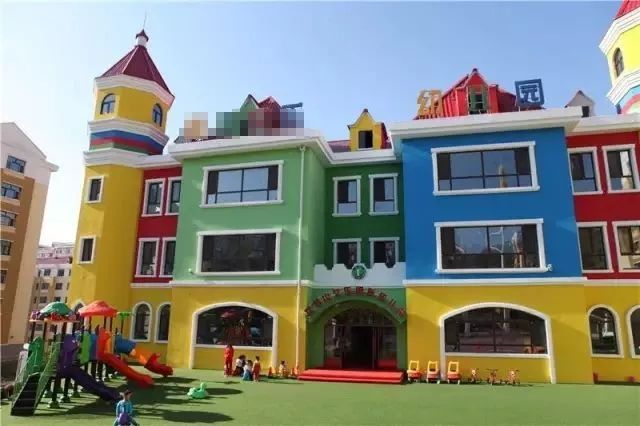 幼儿园建筑中国资料下载-中国幼儿园终于走“性冷淡风”了