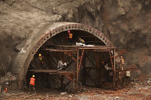 隧道洞身施工方法资料下载-隧道洞身开挖及初支施工方案（61页）