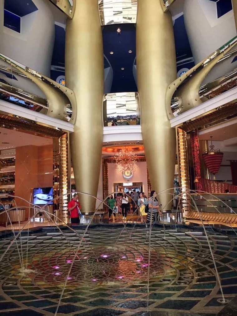 迪拜帆船酒店，好想住在这里做公主梦呢昂……-1.jpg
