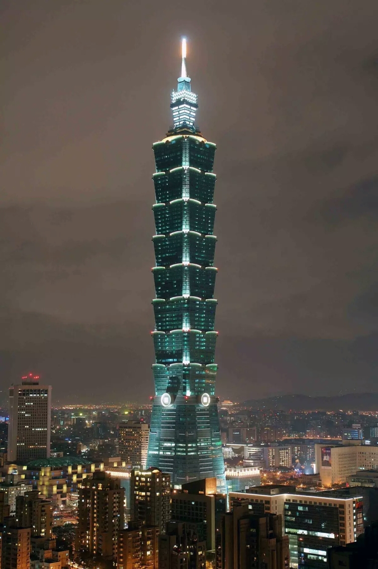 阿布扎比大楼资料下载-全球十大仿生建筑设计，你没猜错，中国建筑上榜的真是它！