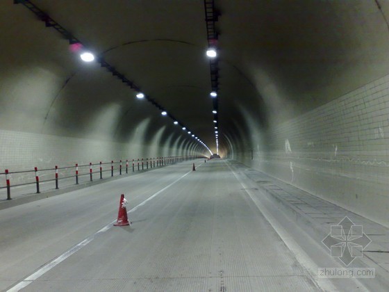 隧道混凝土质量缺陷资料下载-[贵州]隧道二次衬砌混凝土缺陷修补方案