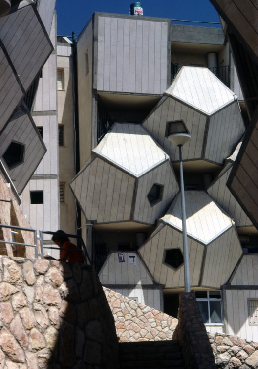 [分享]访谈泽维·霍克:"好的建筑必然是违例的!