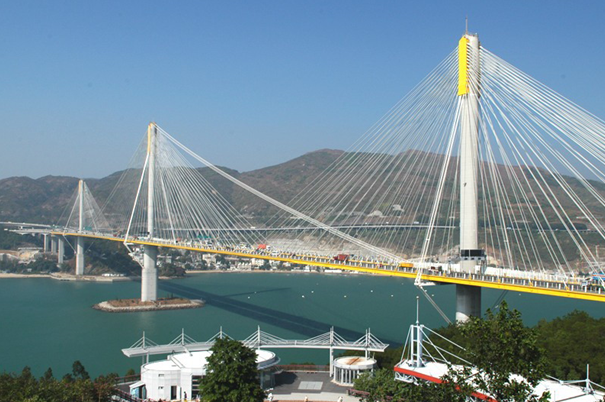 三塔四跨式(香港汀九大桥)