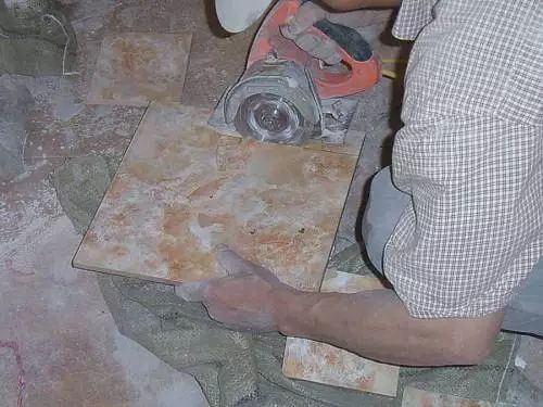 地漏与瓷砖的4种拼接方法及安装工艺_20
