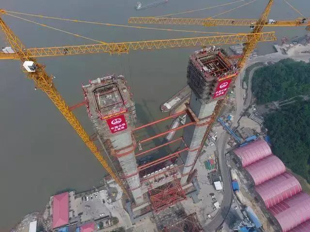 五峰山长江大桥建设始末---世界首座高铁悬索桥_6