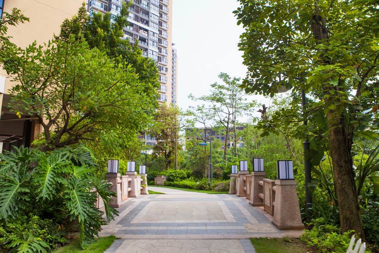 佛山时代倾城住宅景观资料下载-南枫碧水花城住宅景观