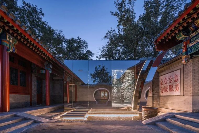 垂花门图片资料下载-中国古代玄学的现代演绎丨东四胡同博物馆