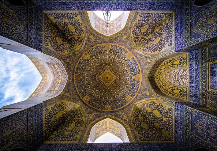 阿尔伊斯拉清真寺资料下载-绝美的天花板，据说专治脊椎病！