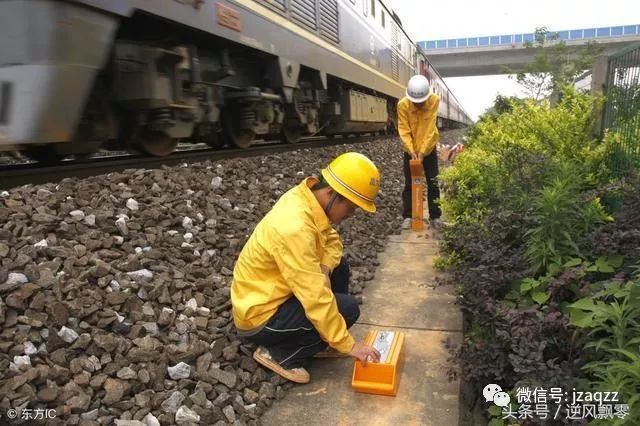 挖断电缆水管燃气管 深圳地铁涉地下管线施工停工整顿。_1