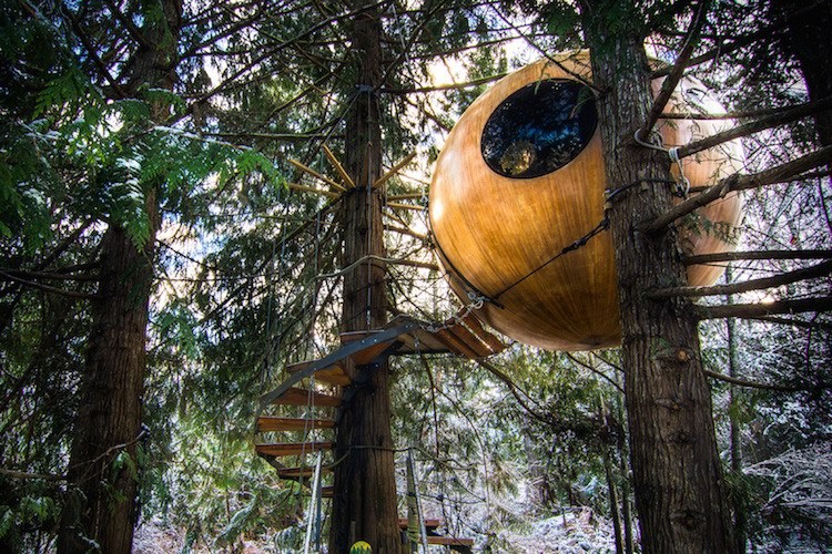 加拿大Hemloft树屋资料下载-加拿大Free Spirit球状树屋旅馆