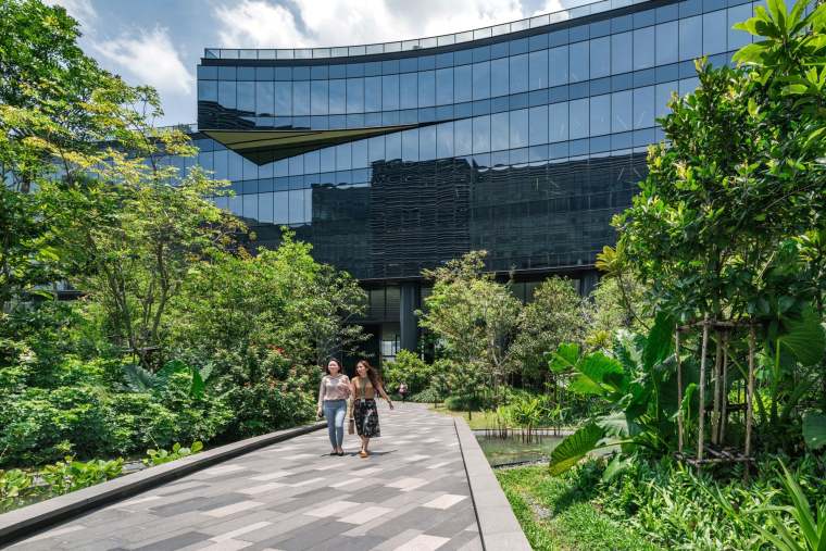 商业园区设计资料下载-新加坡Comtech商业园区景观
