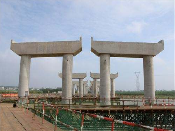 70米桥梁资料下载-顶塘北路跨线桥一期桥梁下部施工实施性交通组织方案