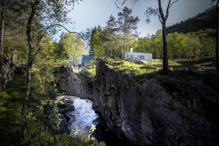 挪威三文鱼梯之上的公共景观
