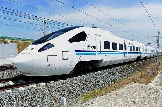 耗资4200亿造世界最长高铁，将贯通中国南北7省，2025年正式通车_2