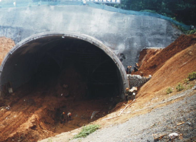 杭州西溪湿地景区资料下载-杭州城市景区大跨隧道节点施工关键技术PDF（56页）