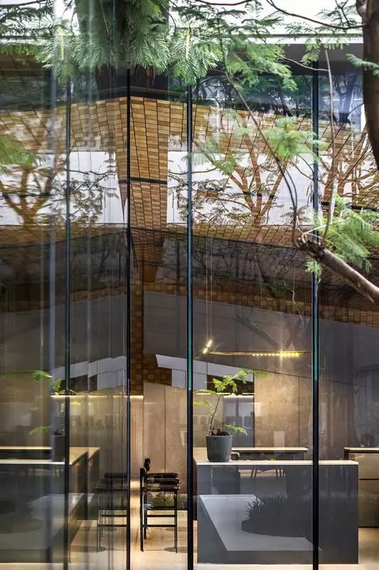 最美万科售楼中心 —— 打破传统的设计理念，传达一种对自然和美_9