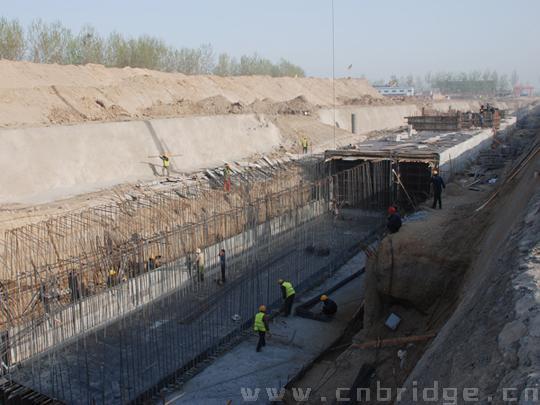 城市道路地下空间资料下载-城市综合管廊基础知识讲解（40页）