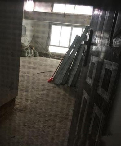 水泥管房屋资料下载-海口业主擅自加建房屋，楼上装修楼下开裂！