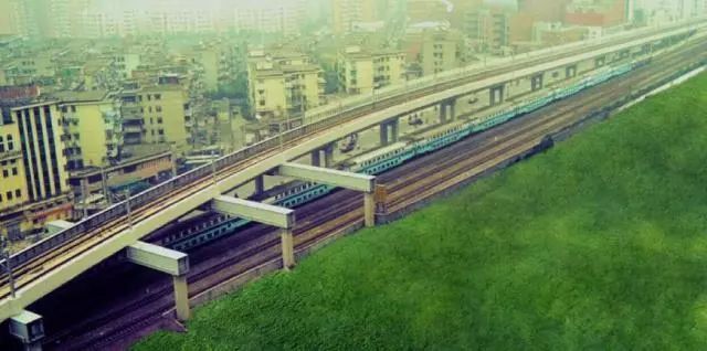 上海轨道交通3号线明明是地铁，为何常常被称为轻轨？_6