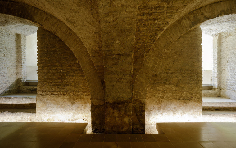 西班牙塞维利亚王宫地下空间改造-015-intervention-in-the-basins-of-the-mudejar-palace-of-real-alcazar-de-sevilla-by-francisco-reina-fernandez-trujillo