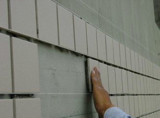 加气砖专用粘结剂资料下载-瓷砖粘结剂是什么？瓷砖粘结剂怎么用！