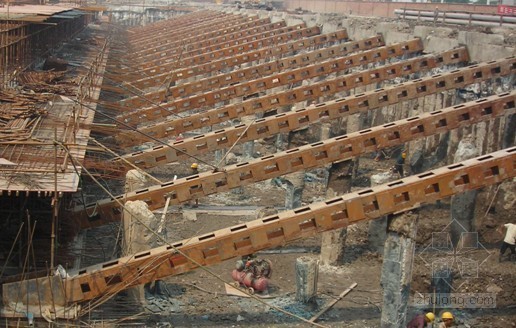 天津市基坑土方开挖方案资料下载-天津市某高层综合楼土方开挖专项施工方案