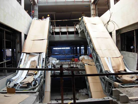 机械拆除专项施工组织设计资料下载-某大楼电梯安装施工组织设计方案.