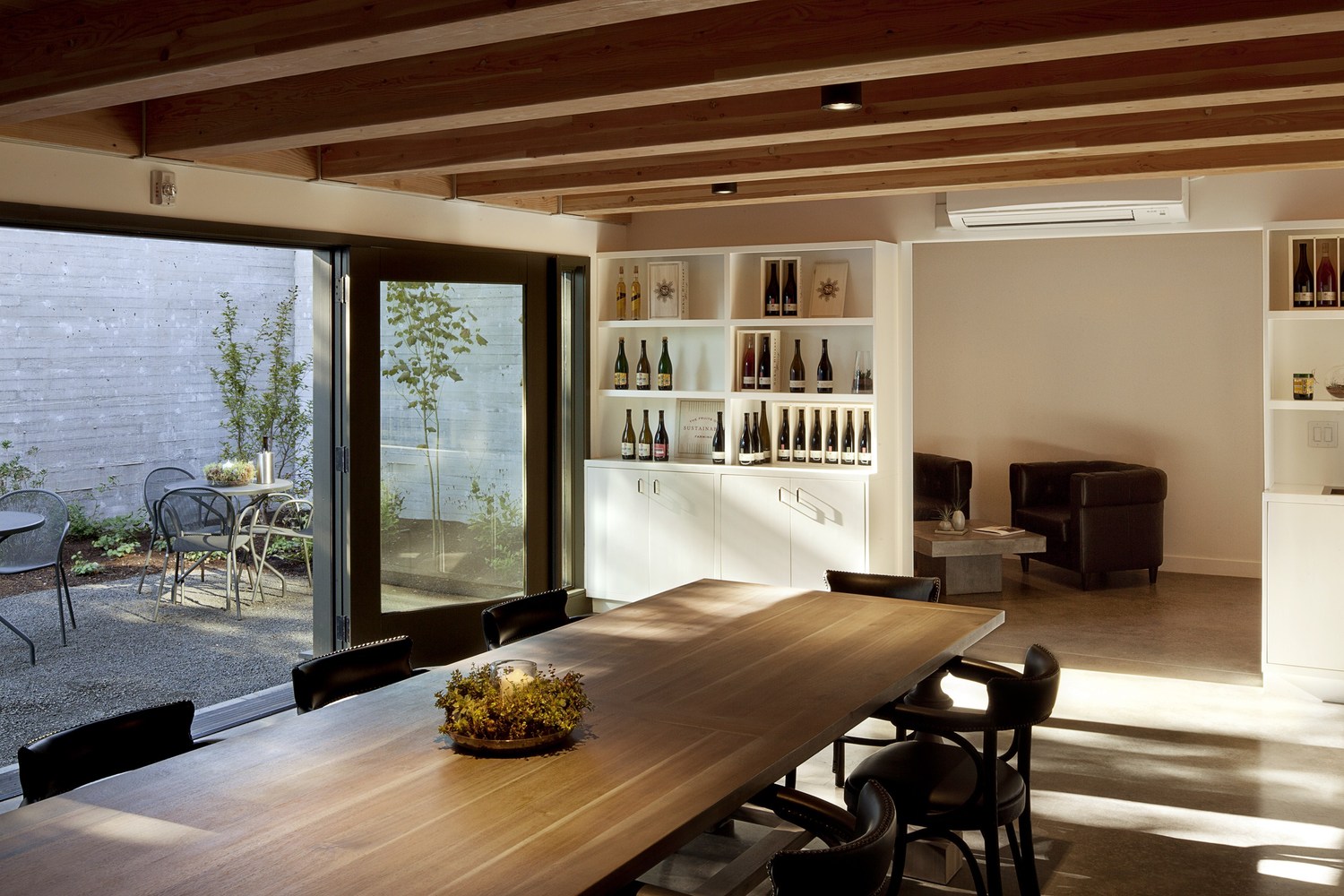 美国sokolblosser酒庄品酒室