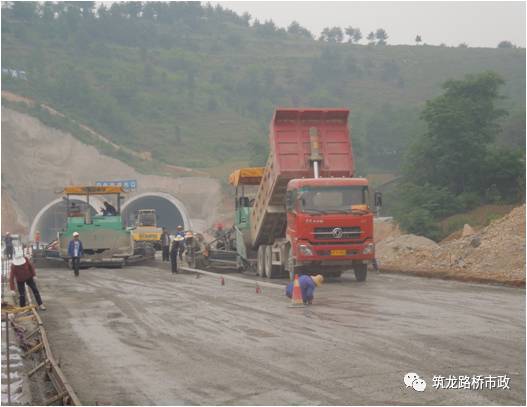 搞定路面开裂泥化的施工工艺_10