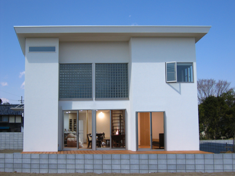 日本house住宅资料下载-日本白色的住宅